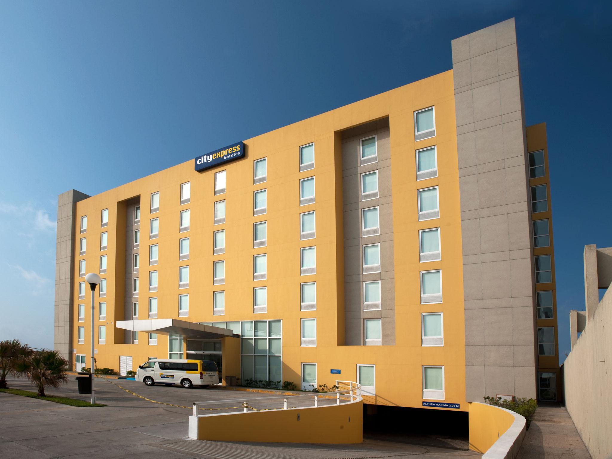 City Express By Marriott Veracruz Hotel Exterior photo